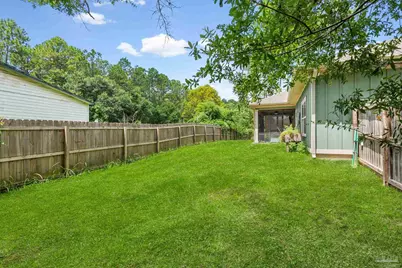 8493 Sevilla St, Navarre, FL 32566 - Photo 4