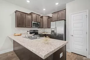 6004 Royal Port Ct, Pensacola, FL 32526 - Photo 2