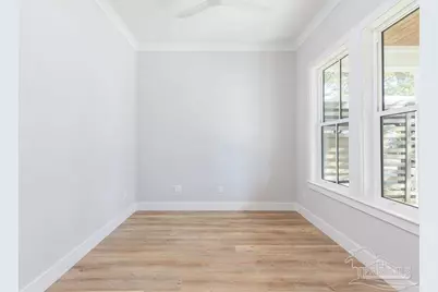 1608 E Hernandez St, Pensacola, FL 32503 - Photo 8