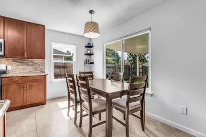 8549 Corbin Ct, Navarre, FL 32566 - Photo 10