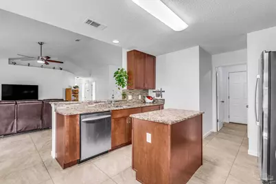8549 Corbin Ct, Navarre, FL 32566 - Photo 4