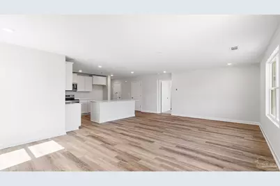 5876 Tripletail Dr, Milton, FL 32583 - Photo 10