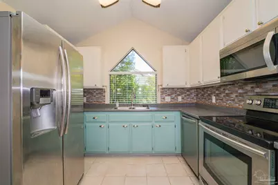 3870 Bay Wind Dr, Gulf Breeze, FL 32563 - Photo 10