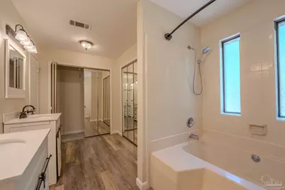 3870 Bay Wind Dr, Gulf Breeze, FL 32563 - Photo 16