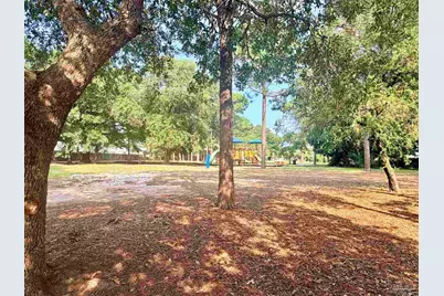 5860 Spanish Trail #E, Pensacola, FL 32504 - Photo 46