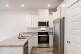 9532 Nature Crk Cir, Pensacola, FL 32526 - Photo 6