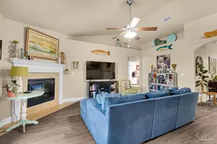 6165 Winchester Cir, Milton, FL 32570 - Photo 8