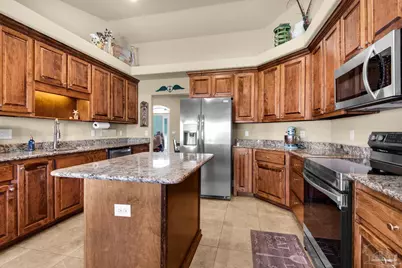 6165 Winchester Cir, Milton, FL 32570 - Photo 12