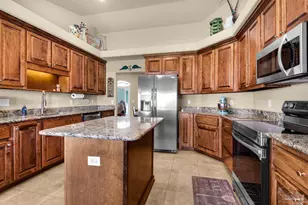 6165 Winchester Cir, Milton, FL 32570 - Photo 12