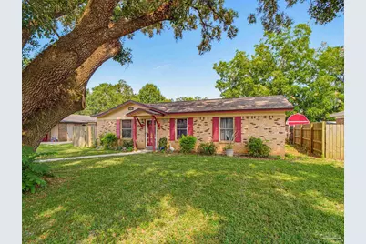 2018 Woodbury Dr, Cantonment, FL 32533 - Photo 2