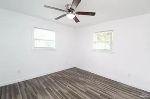 6037 Syrcle Ave, Milton, FL 32570 - Photo 14