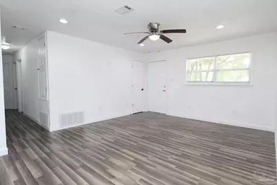 6037 Syrcle Ave, Milton, FL 32570 - Photo 4