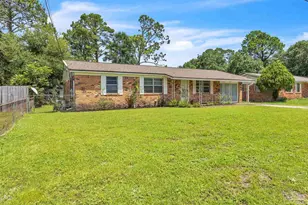 910 Bartow Ave, Pensacola, FL 32507 - Photo 2