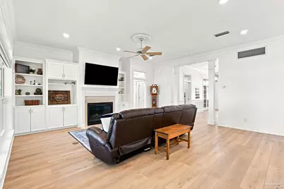 3932 Plantation Cove Ct, Milton, FL 32583 - Photo 20