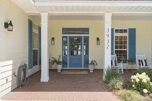 3932 Plantation Cove Ct, Milton, FL 32583 - Photo 6