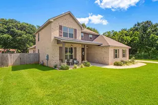 2480 Carthage Ct, Cantonment, FL 32533 - Photo 2