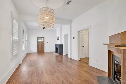 916 E Gonzales St, Pensacola, FL 32503 - Photo 10
