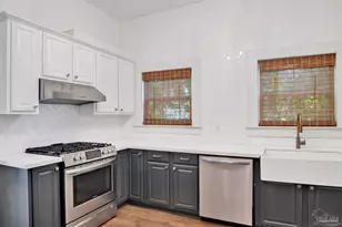 916 E Gonzales St, Pensacola, FL 32503 - Photo 14