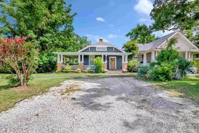 916 E Gonzales St, Pensacola, FL 32503 - Photo 2