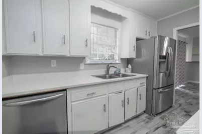 8100 Six Pence Dr, Pensacola, FL 32514 - Photo 8