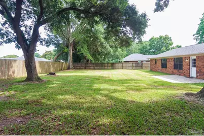 3908 Deerwood Cir, Pace, FL 32571 - Photo 12