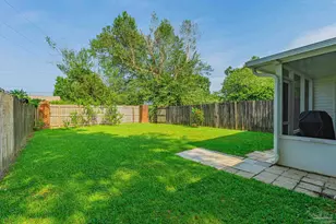 300 Loveland Cir, Pensacola, FL 32526 - Photo 18
