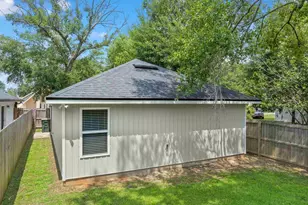 8628 Walnut Ave, Pensacola, FL 32534 - Photo 24