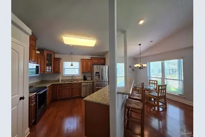 949 Osprey Ct, Pensacola, FL 32507 - Photo 10