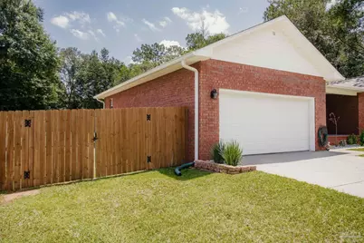 7282 Birdie Ln, Milton, FL 32570 - Photo 4