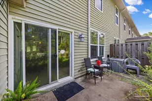 1748 Sound Haven Ct, Navarre, FL 32566 - Photo 14
