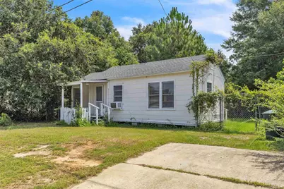 1040 Wayne Ave, Pensacola, FL 32507 - Photo 4