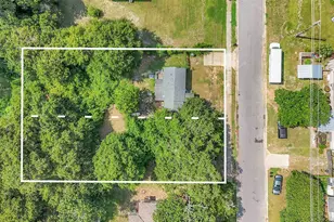 1040 Wayne Ave, Pensacola, FL 32507 - Photo 2