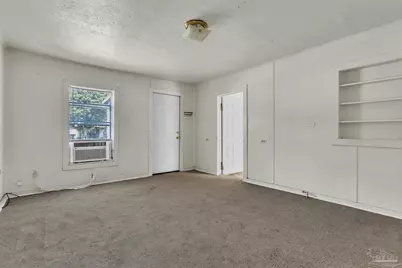 1040 Wayne Ave, Pensacola, FL 32507 - Photo 6
