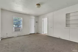 1040 Wayne Ave, Pensacola, FL 32507 - Photo 6