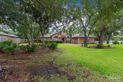 2602 Hidden Creek Dr, Navarre, FL 32566 - Photo 4