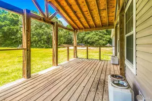 390 Brooks Rd, Baker, FL 32531 - Photo 58