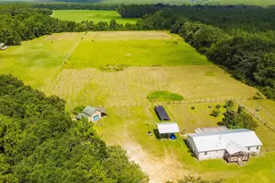 390 Brooks Rd, Baker, FL 32531 - Photo 10