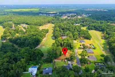 104 Par Ct, Crestview, FL 32536 - Photo 2