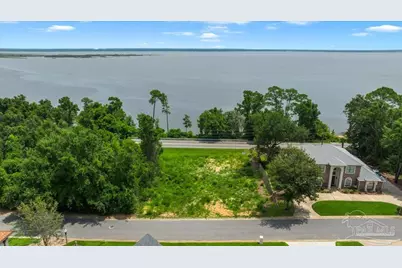 3054 Pelican Ln, Pensacola, FL 32514 - Photo 2