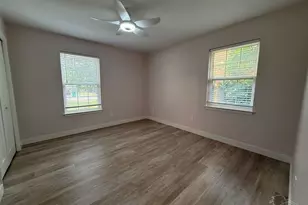 420 Dolphin St, Gulf Breeze, FL 32561 - Photo 22