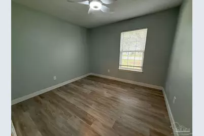 420 Dolphin St, Gulf Breeze, FL 32561 - Photo 24