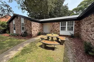 420 Dolphin St, Gulf Breeze, FL 32561 - Photo 2