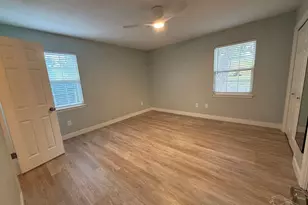420 Dolphin St, Gulf Breeze, FL 32561 - Photo 18