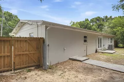 225 N Madison Dr, Pensacola, FL 32505 - Photo 34