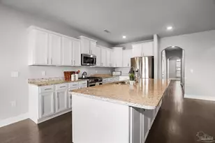 2825 Gemstone Cir, Pace, FL 32571 - Photo 10