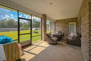 6549 Captiva Dr, Milton, FL 32570 - Photo 26