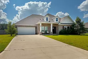 6549 Captiva Dr, Milton, FL 32570 - Photo 1
