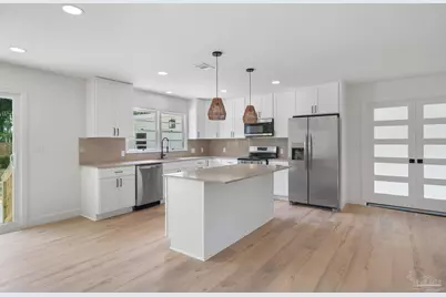 1800 N Baylen St, Pensacola, FL 32501 - Photo 10