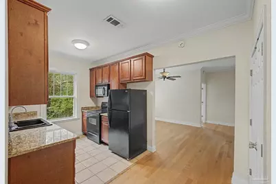 401 N Barcelona St, Pensacola, FL 32501 - Photo 30