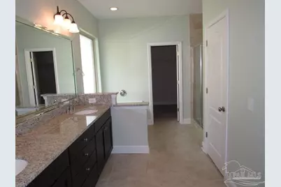 8701 Rush Ln, Pensacola, FL 32526 - Photo 24